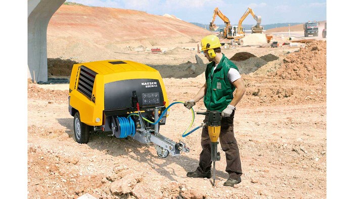 Šļūtenes spole celtniecības kompresoriem kā piederums